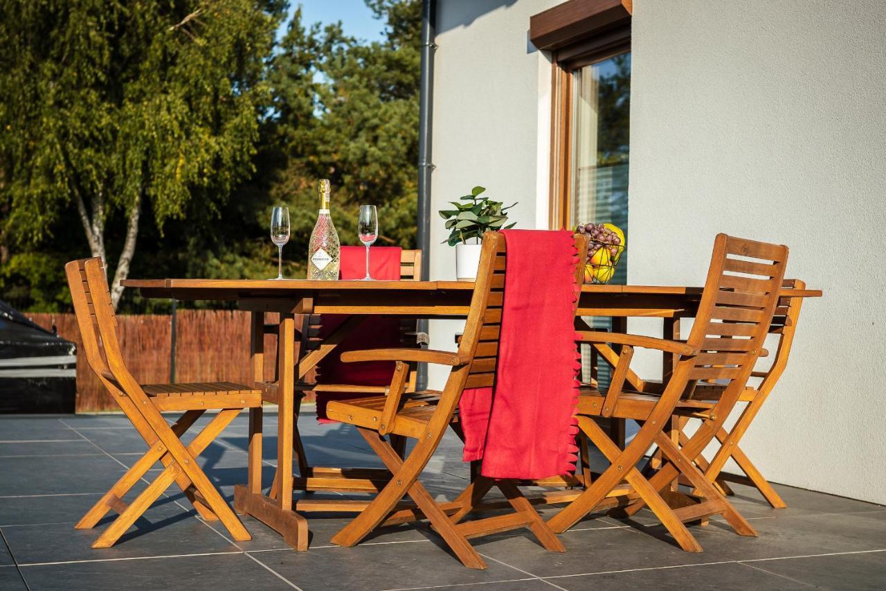 Vila Dom Letniskowy Insko Vip Exteriér fotografie